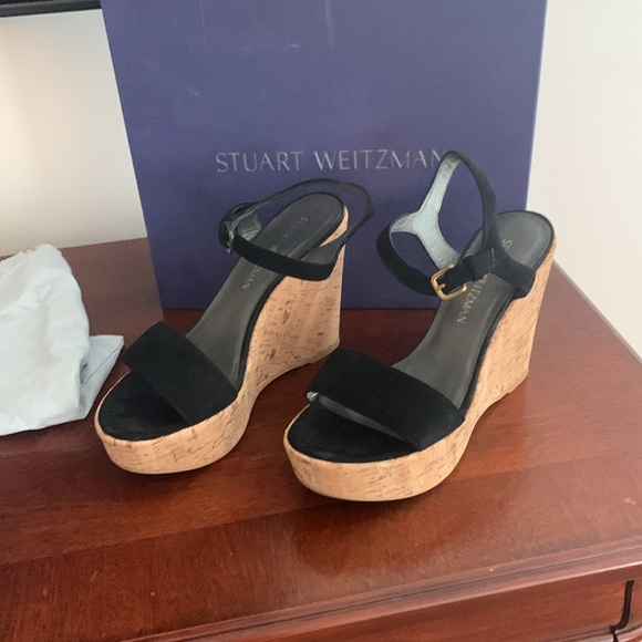 Authentic Stewart Weitzman women’s wedge sandal in black size 38/8B worn once - Picture 2 of 16